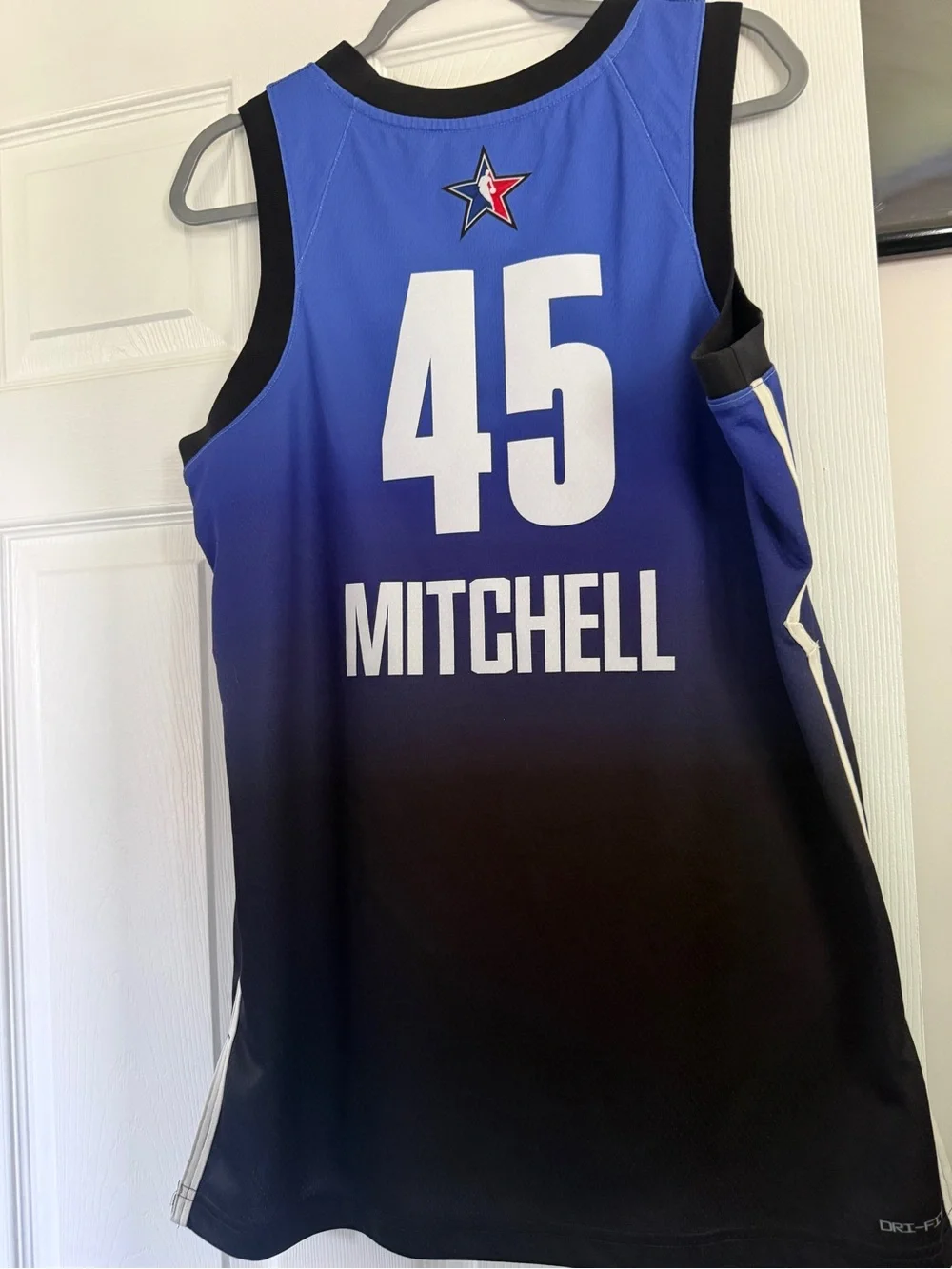 Donovan Mitchell all star jersey